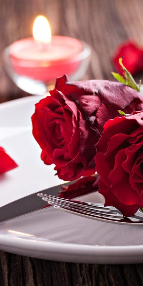 valentines-rose-in-a-plate